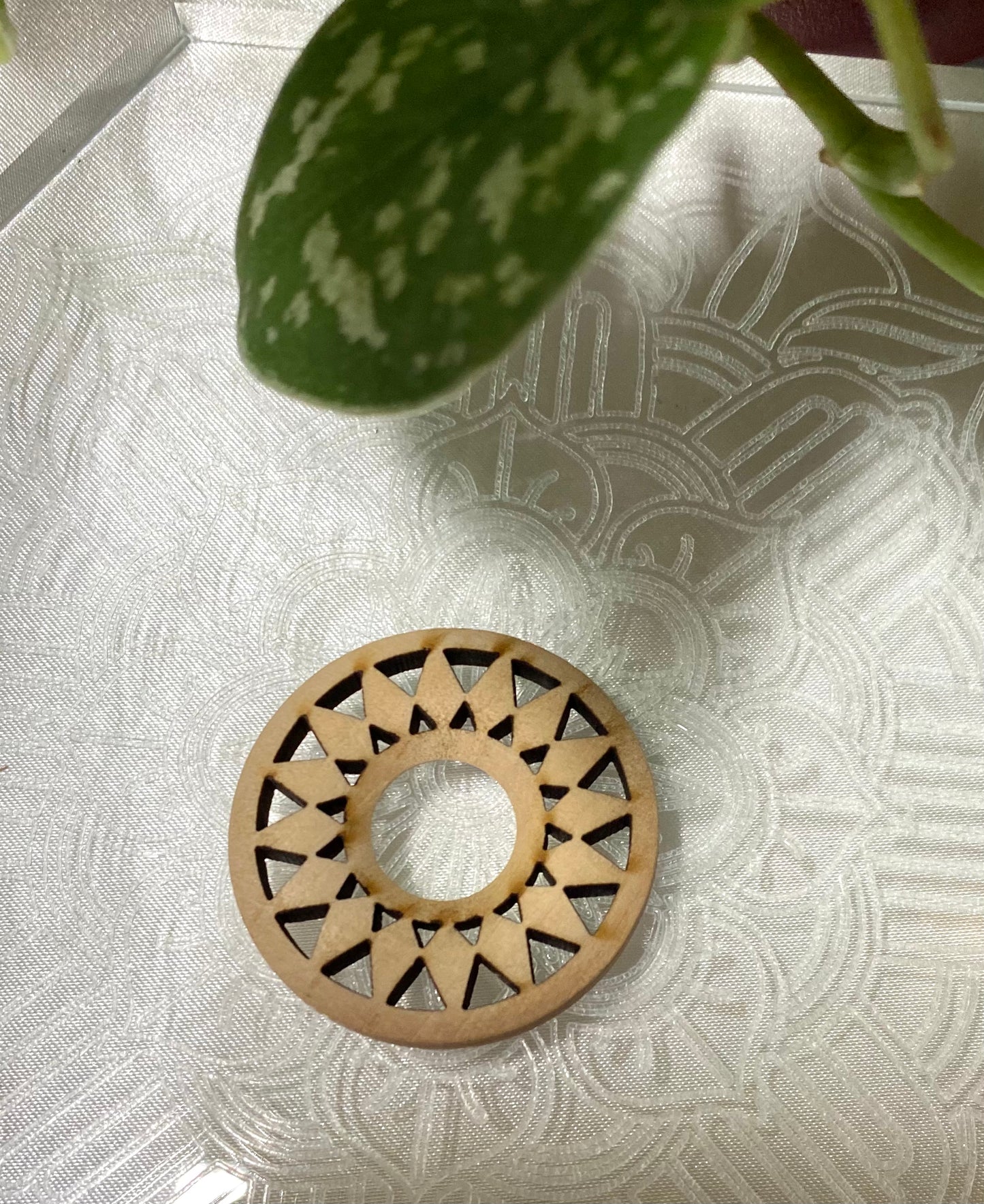 Flower Wooden Sphere Stand