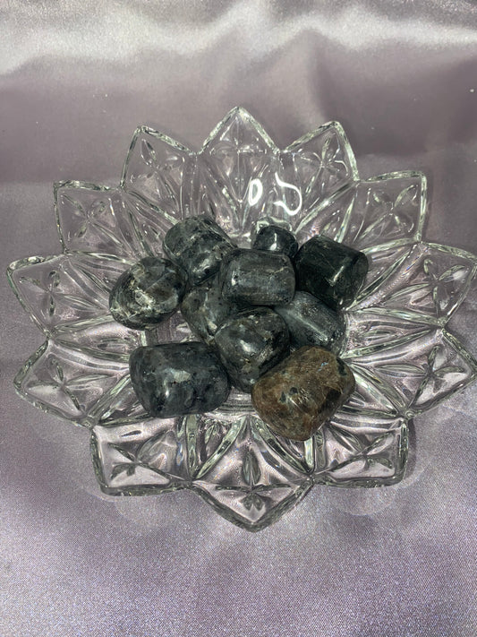 Larvikite Tumble