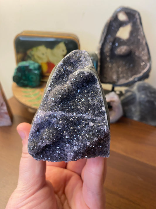 Black Amethyst Cutbase