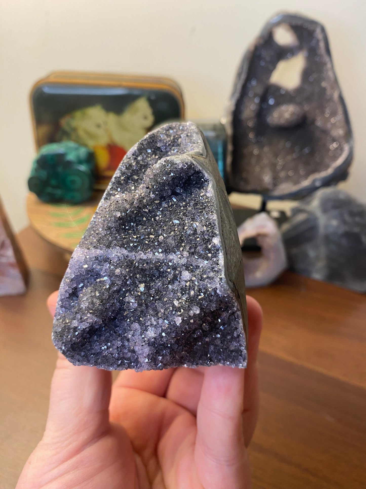 Black Amethyst Cutbase