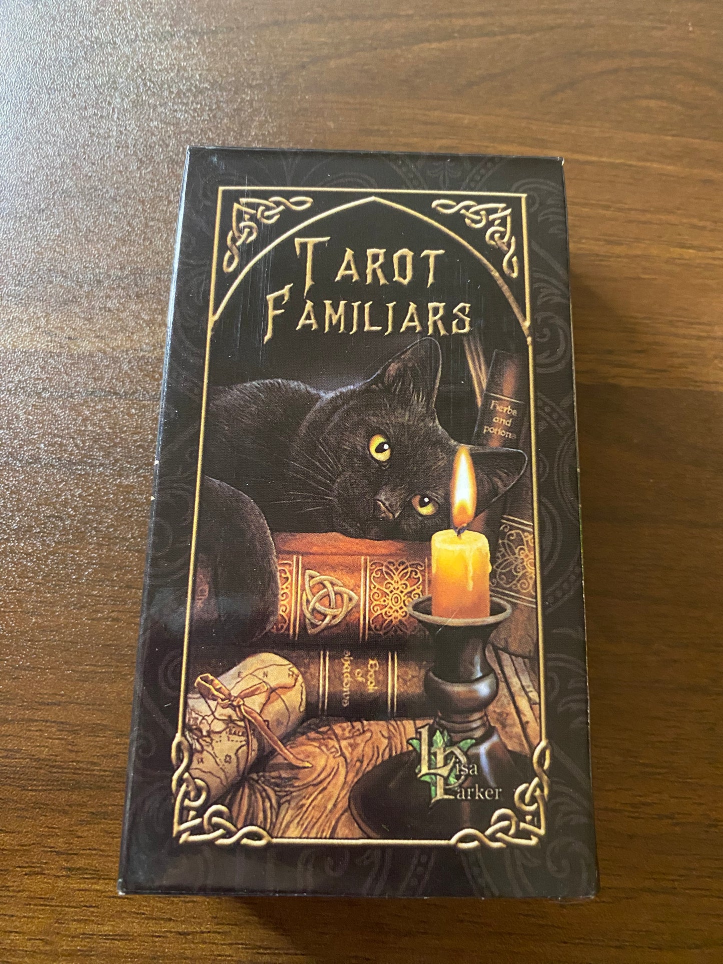 Tarot Familiars