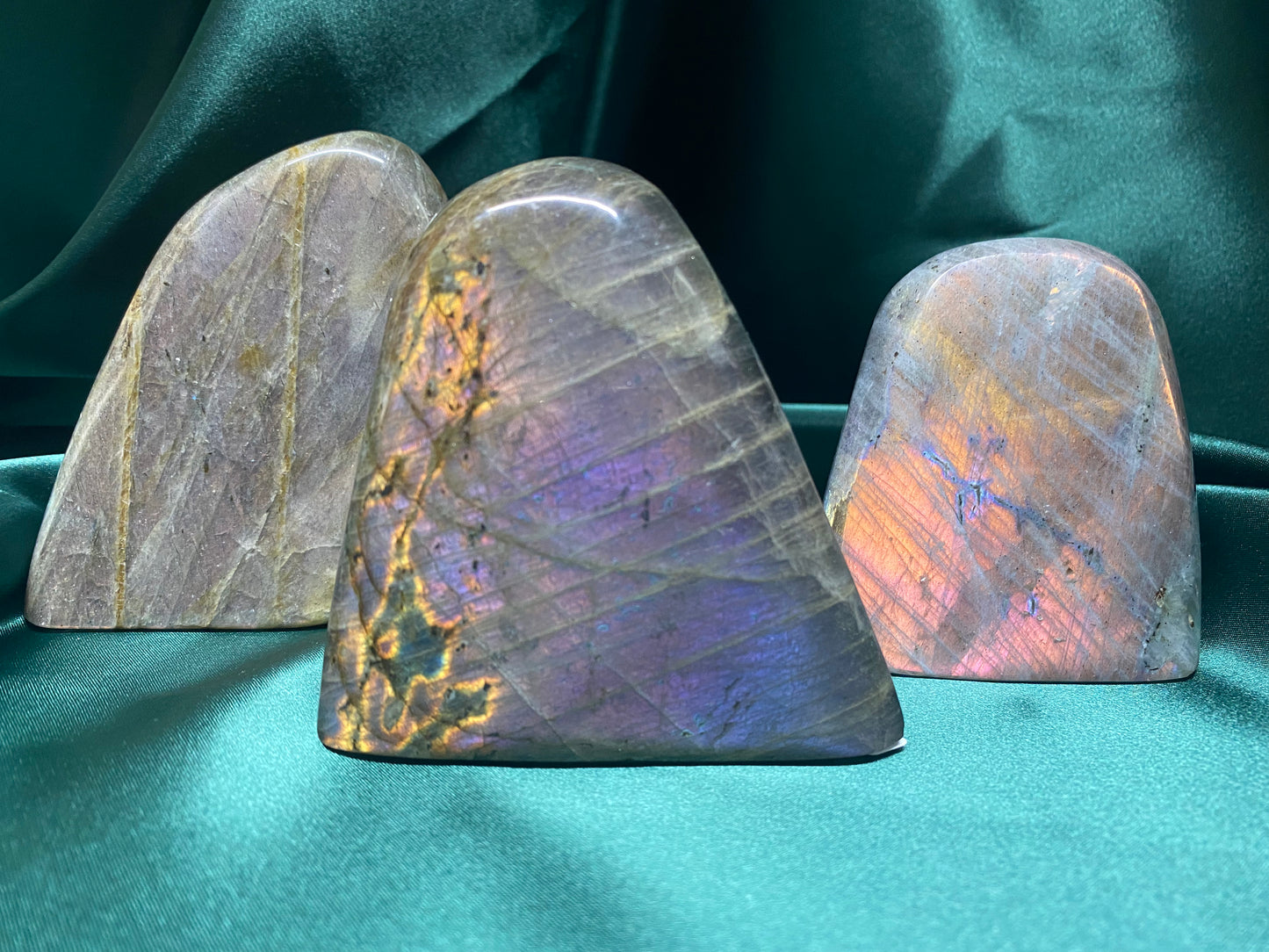 Labradorite Freeform (Purple/Pink Flash)